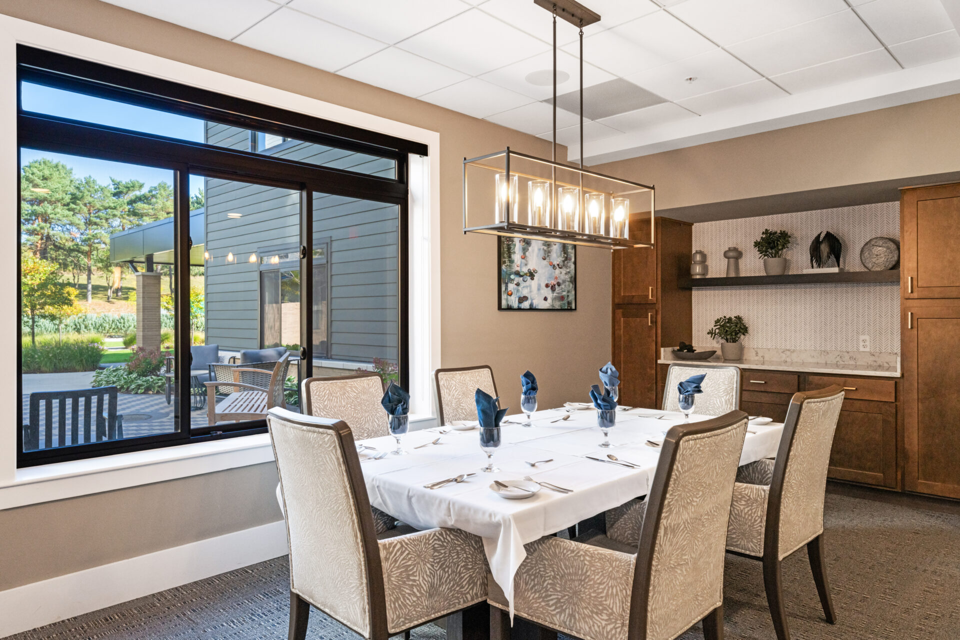 Rose Senior Living Farmington Hills-02