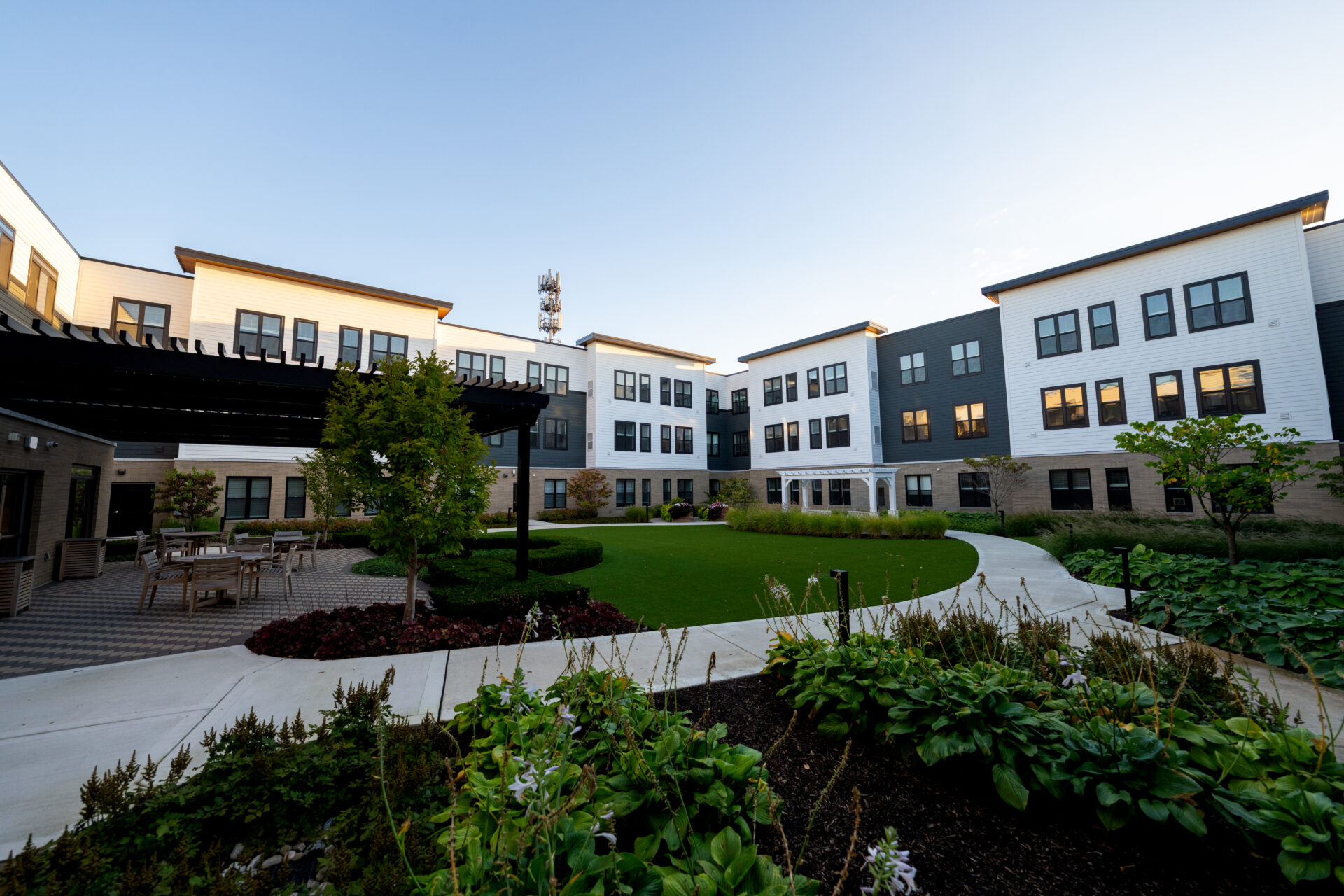 Rose Senior Living Farmington Hills-3824