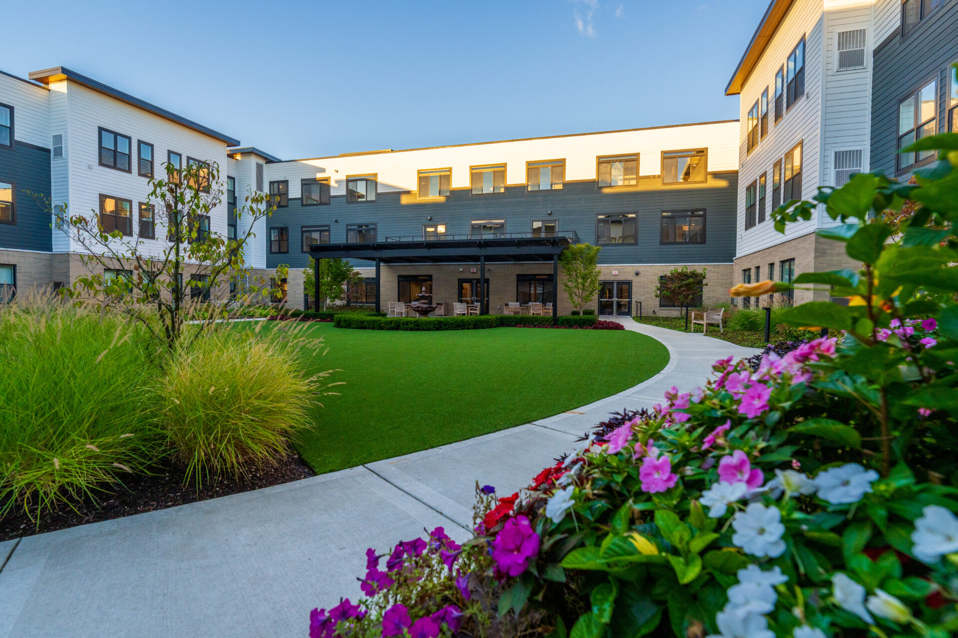 Rose Senior Living Farmington Hills-3833