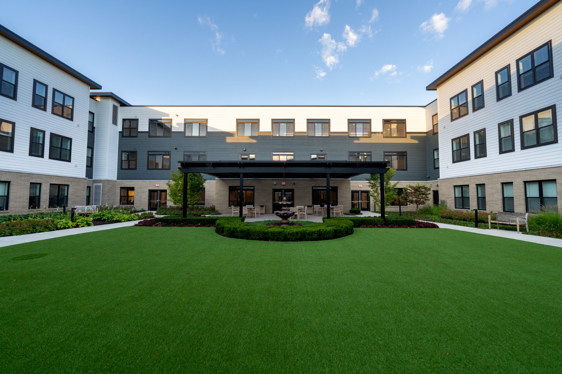 Rose Senior Living Farmington Hills-3840